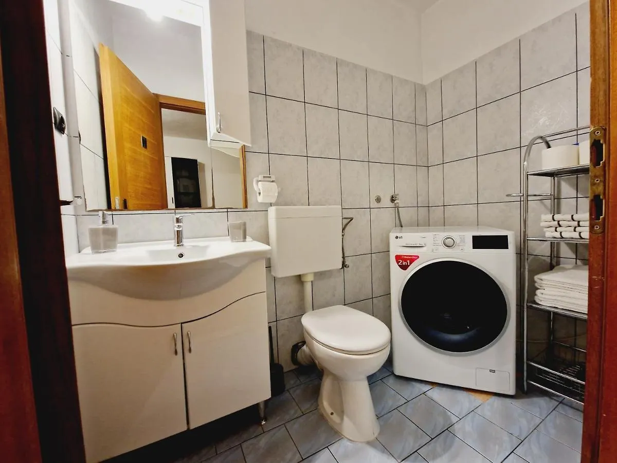 דירה ספליט Urban Duo Residence