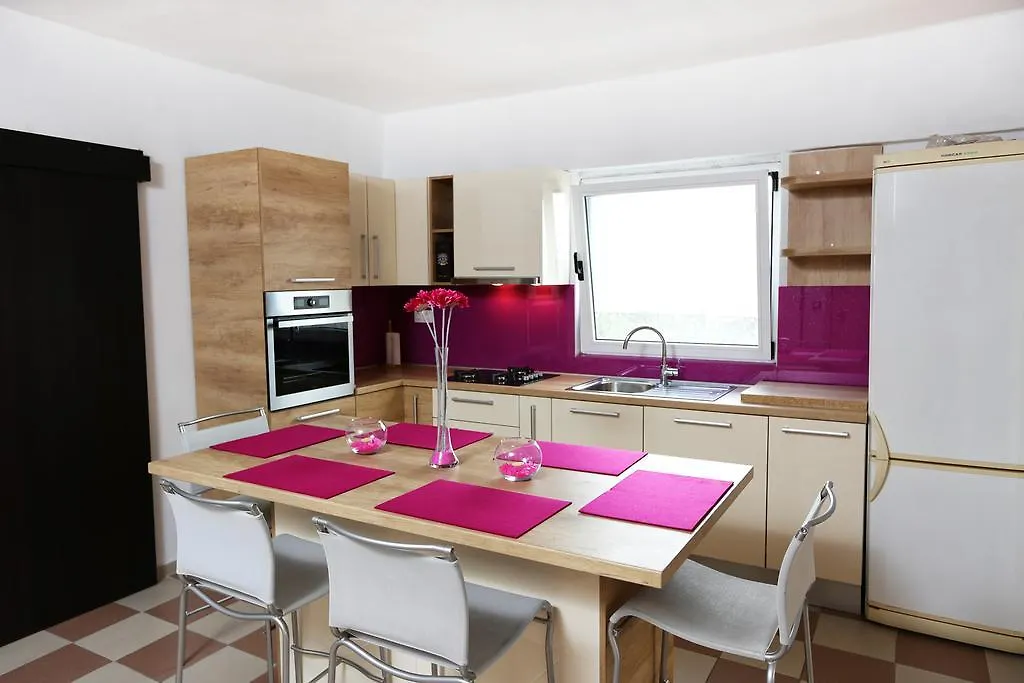 דירה ספליט Urban Duo Residence